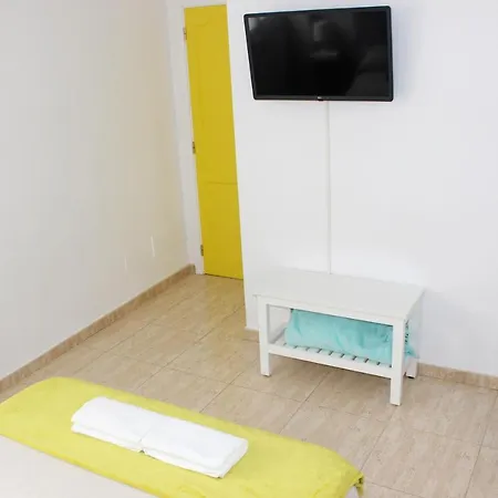 Lägenhet F&M Penthouse With Terrace Near Airport And Beaches *