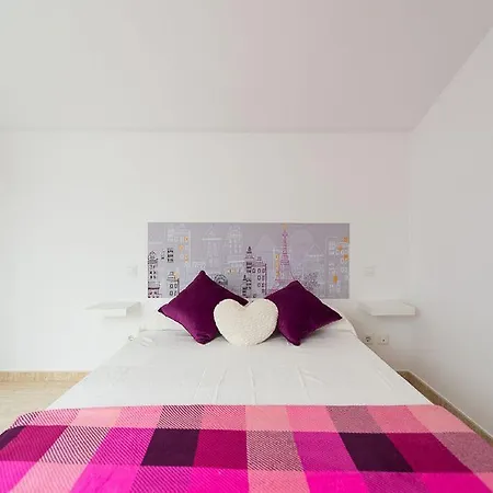 F&M Penthouse With Terrace Near Airport And Beaches Apartamento *
