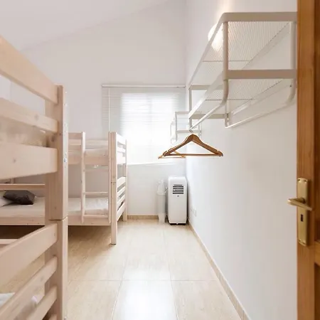 F&M Penthouse With Terrace Near Airport And Beaches Apartamento *